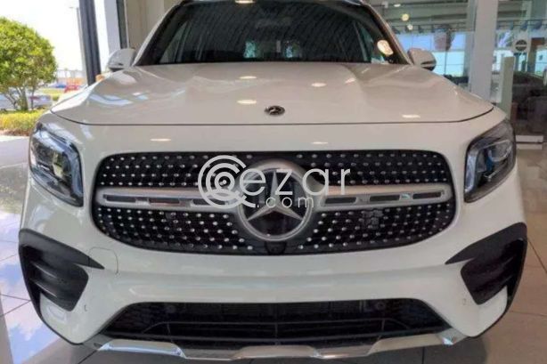 2021 Mercedes-Benz GLB 250 Base 4MATIC photo 3