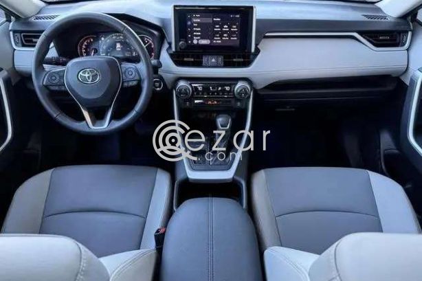 Buy Neatly  Used 2023 Toyota RAV4 XLE Premium photo 4