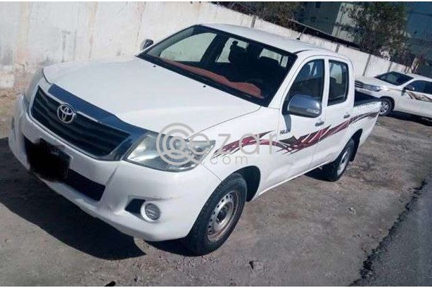 Toyota hilux for sale photo 4