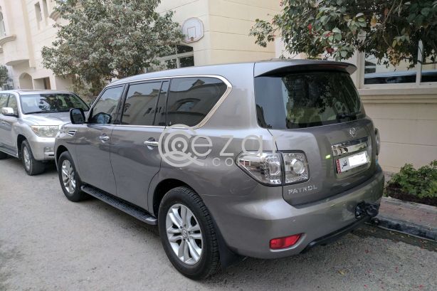 NISSAN PATROL LE brought Late 2010 photo 2