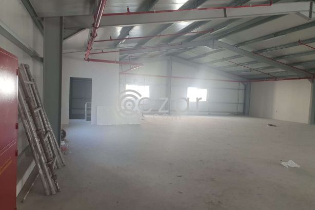 Birkat Al Awamer - Warehouse & Accom. For Rent photo 3