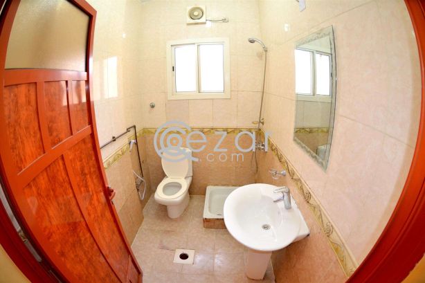 Unfurnished 2- Bedroom Apartment for Bachelors: Mughalina photo 5