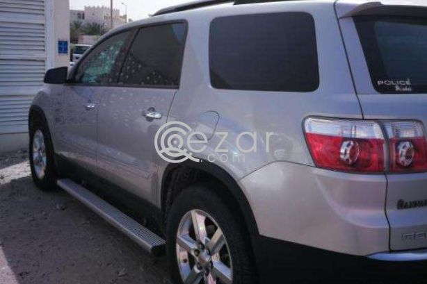 2008 GMC Acadia for Urgent Sale-7 Seater family car*NO ACCIDENTS photo 4
