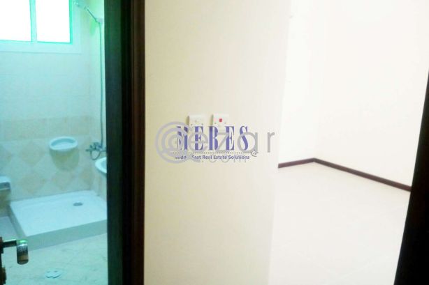 5 Bedroom Compound Villa in Abu Hamour photo 15