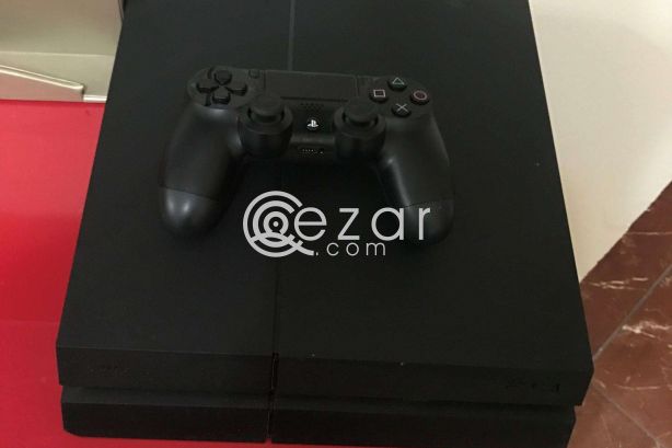 Ps 4 with 7 games and controller for sale photo 1