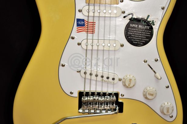 Fender Strat Electric Guitar photo 5