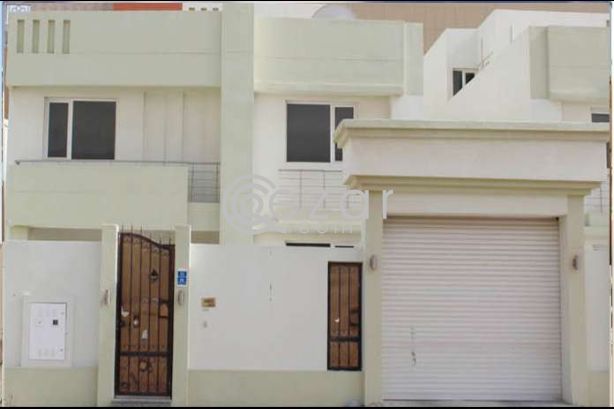 Studio Flat inside Villa available in Al Duhail area. photo 1